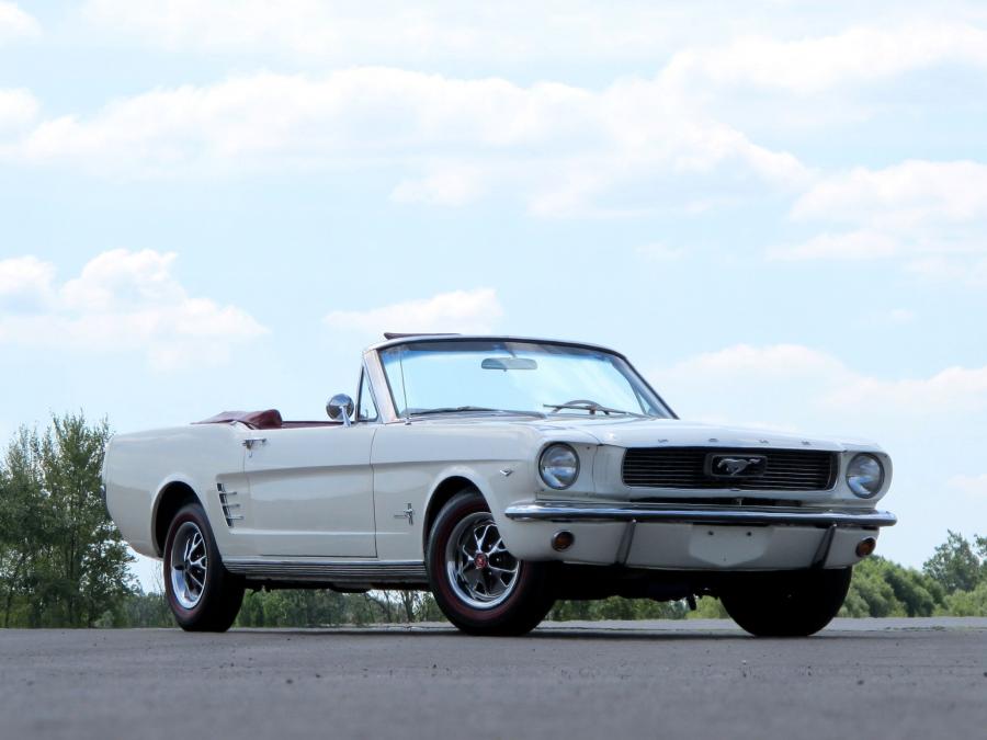  Ford Mustang Convertible 1966 года  (фото 52 из 65)